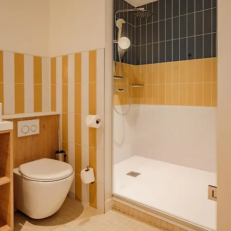 Otel Centre La Rochelle (Charente-Maritime)